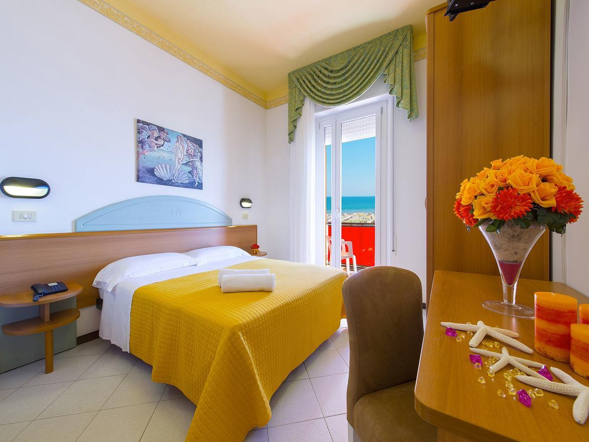 Quadruple Room Sea View,635608650:JPEG