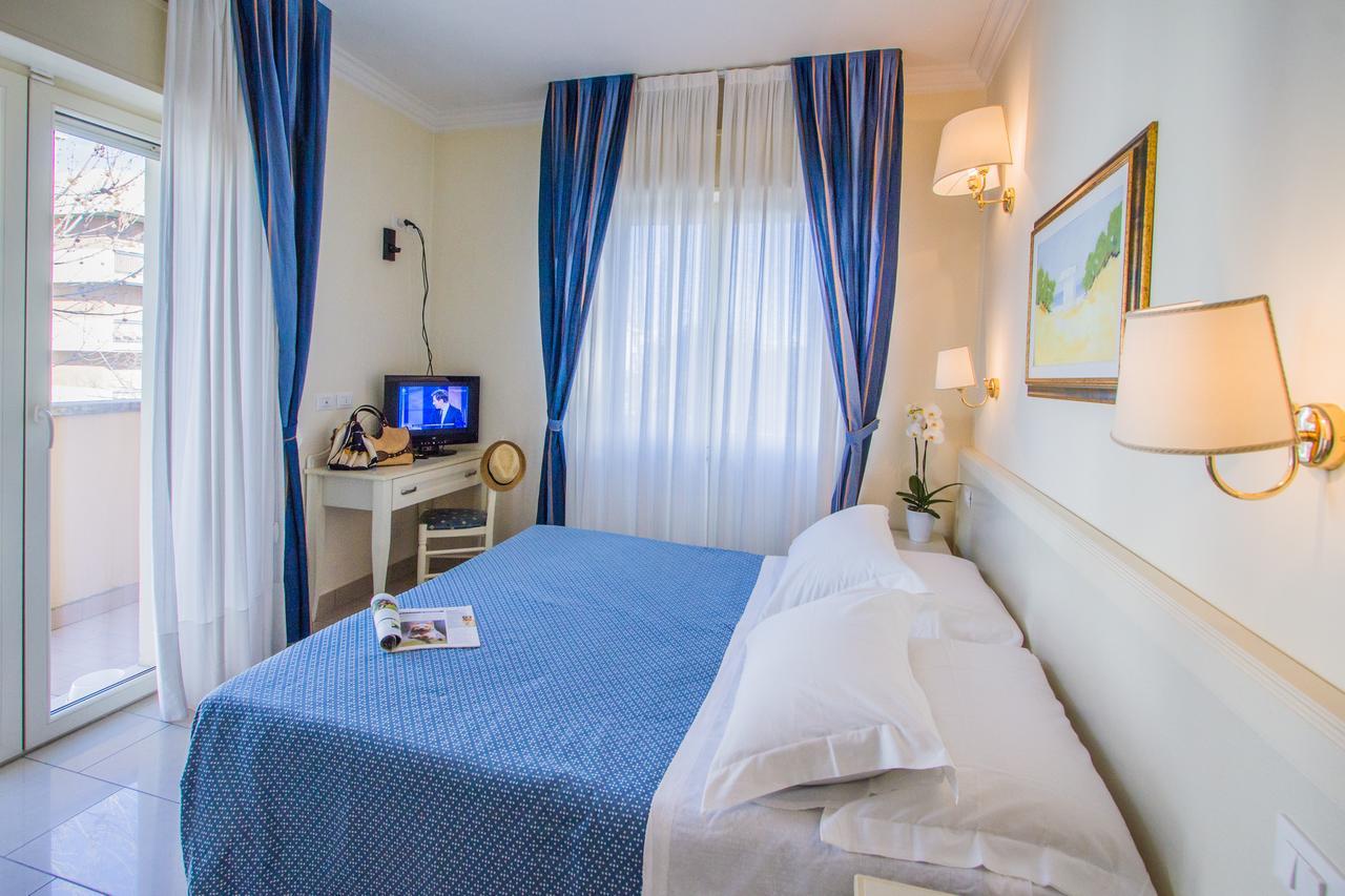Double Room,635816826:JPEG