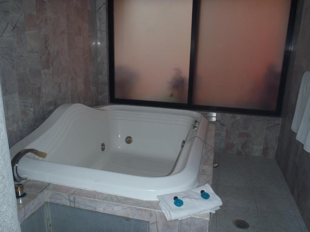 Master Suite,439797360:JPEG