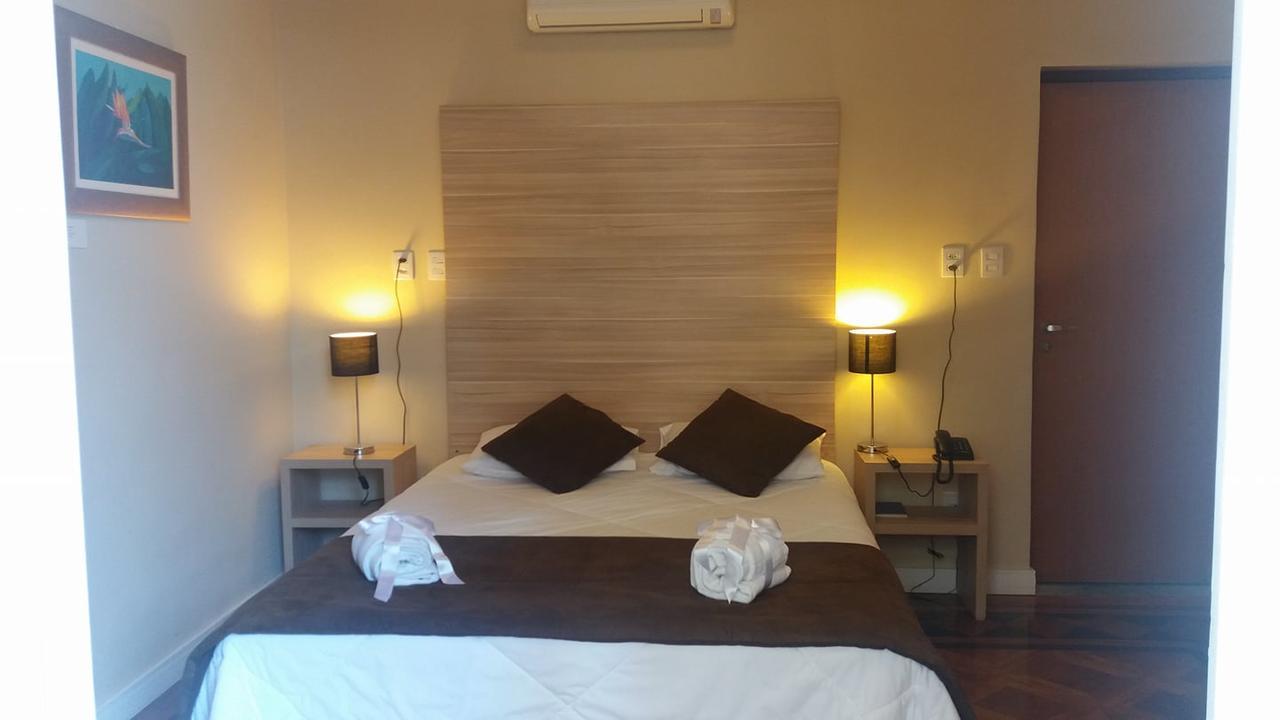 Quarto Duplo