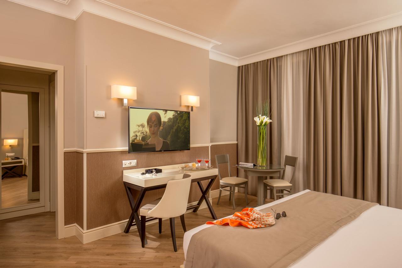 Executive Double Room,666572649:JPEG