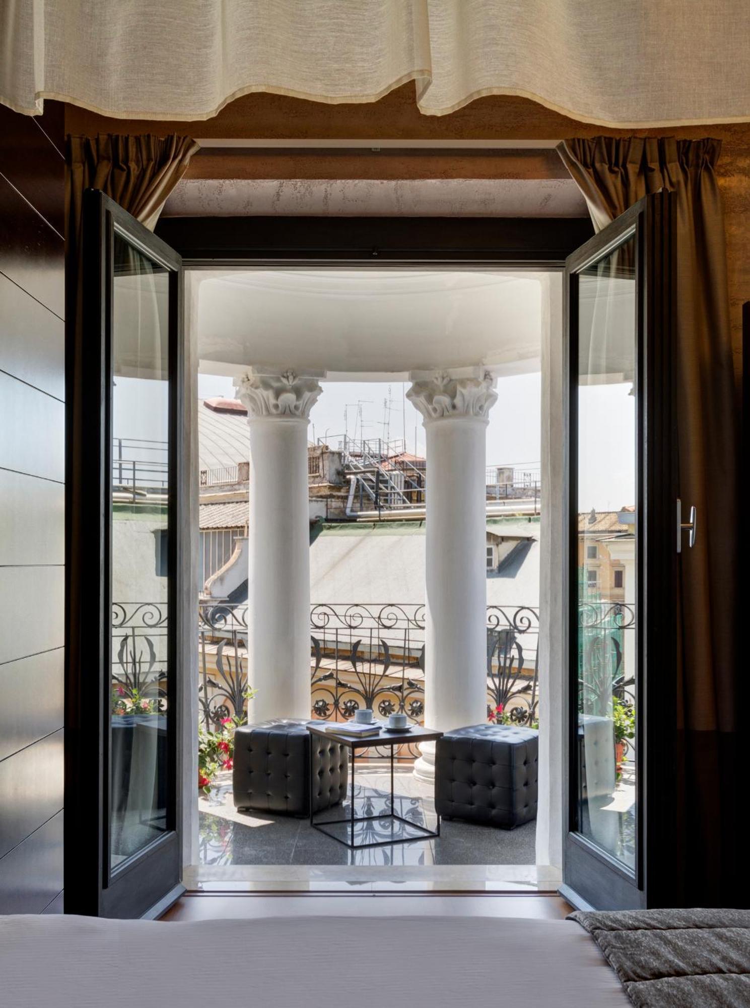 Suite Royal Wellness con balcón