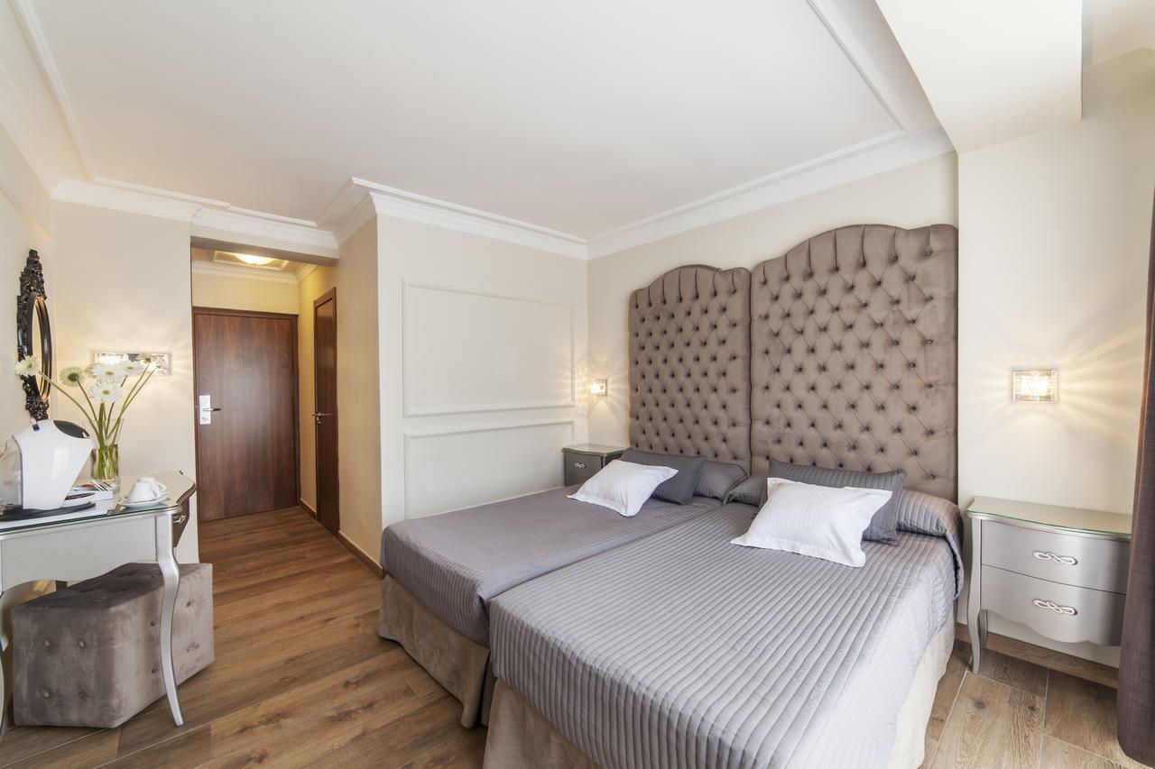 Double or Twin Room,643760115:JPEG