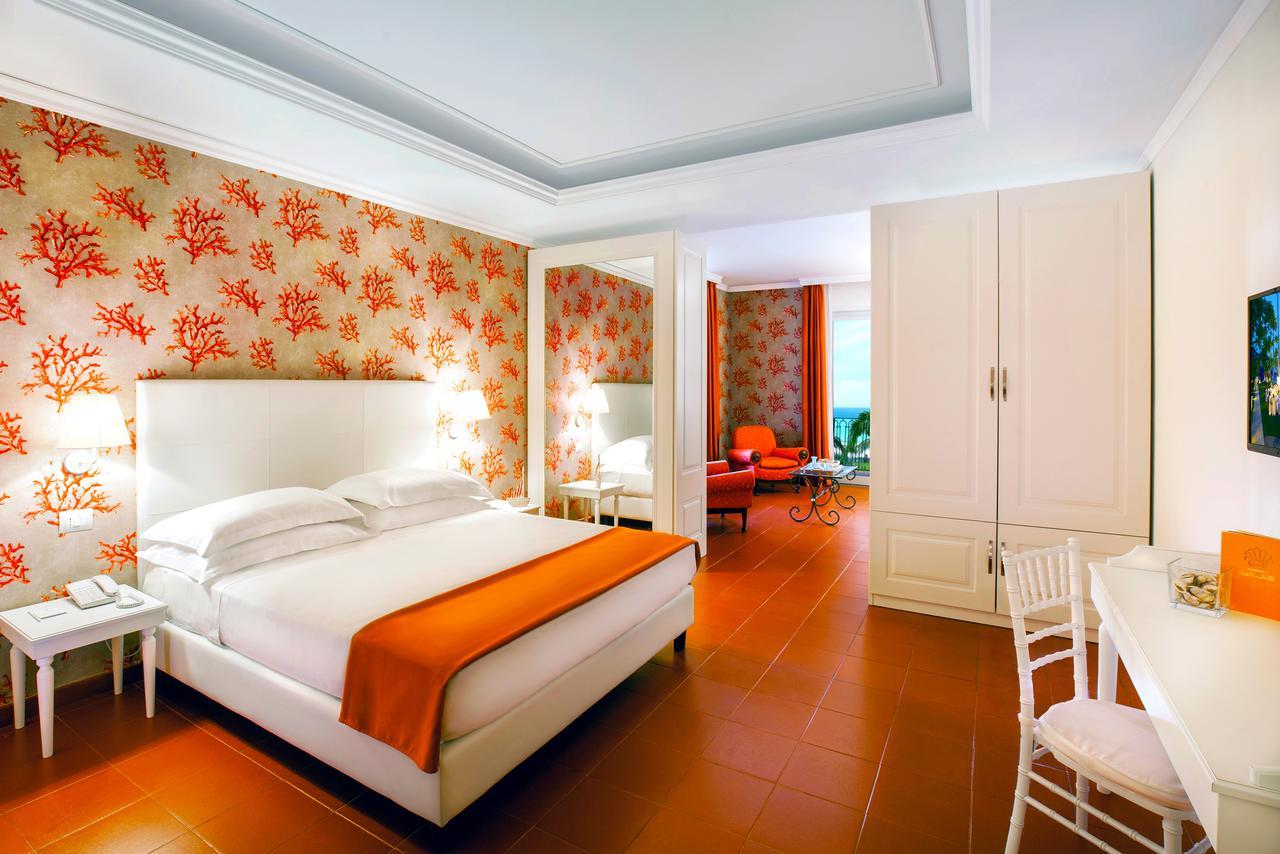 Junior Suite,1586116029:JPEG