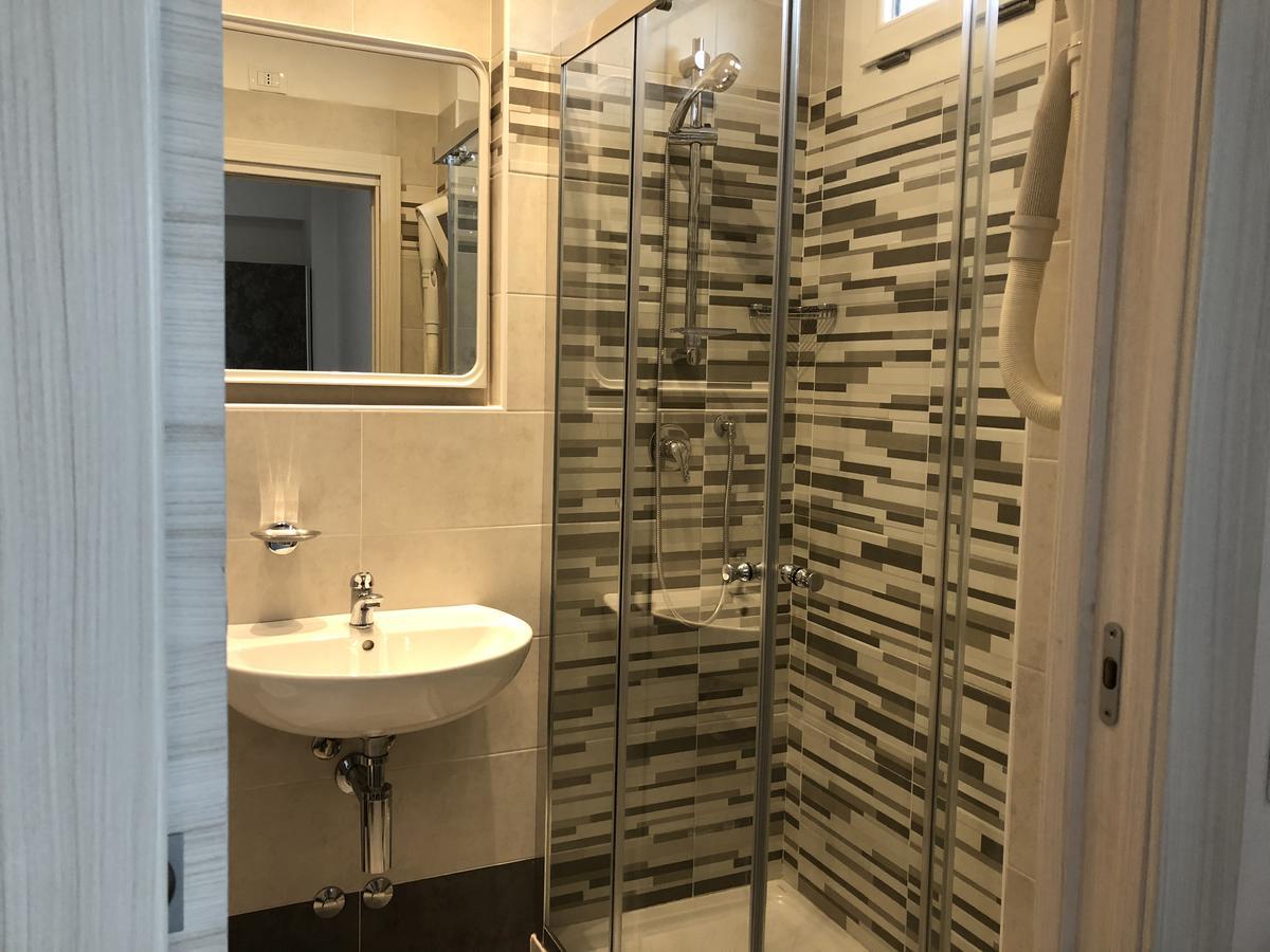 Triple Room,645791586:JPEG