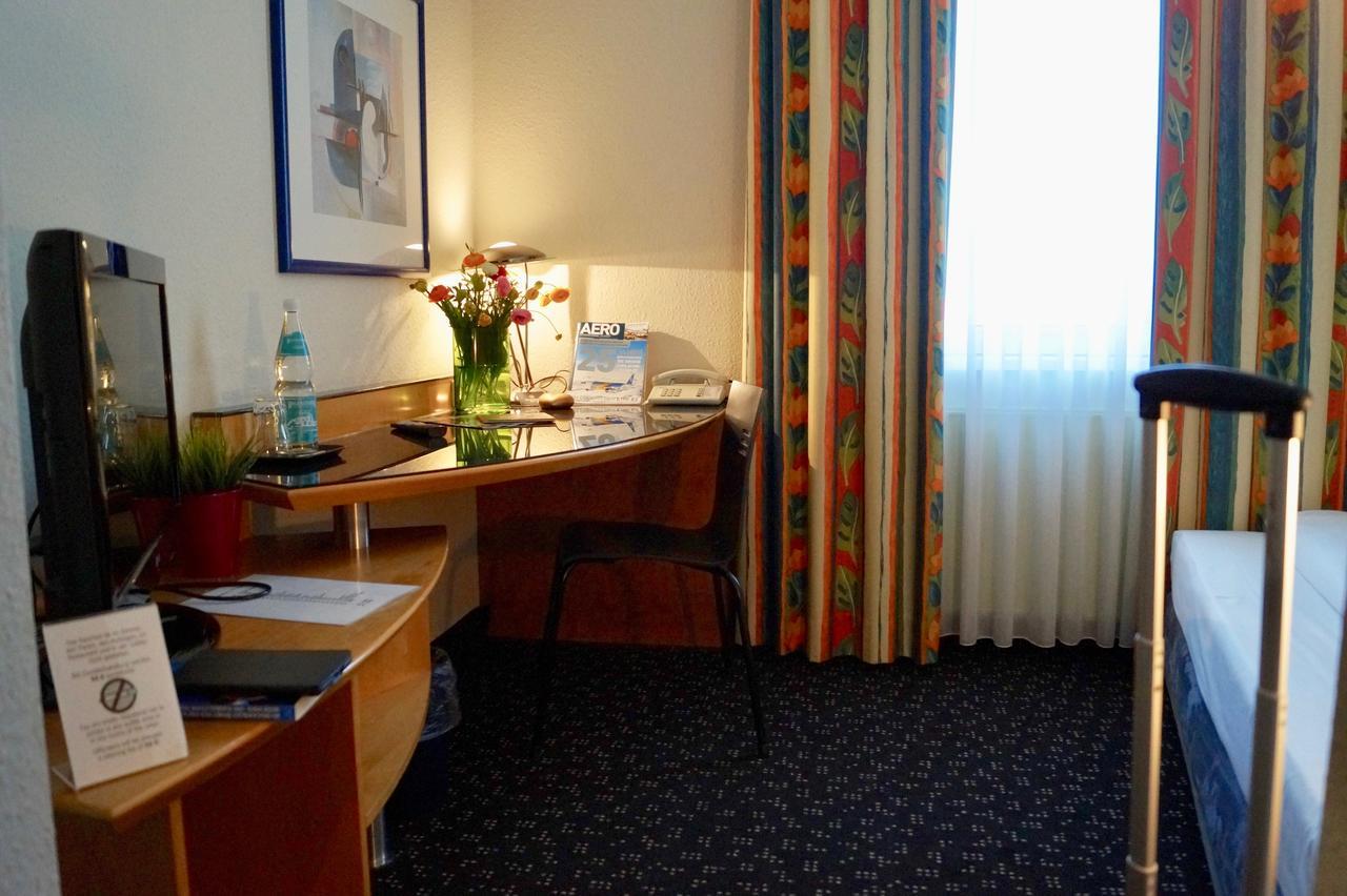 Single Room,645848595:JPEG
