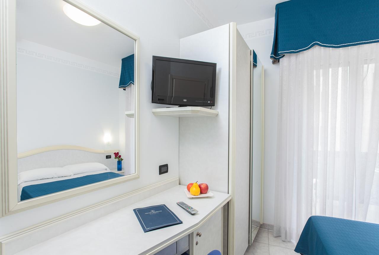 Single Room with Balcony,646498512:JPEG