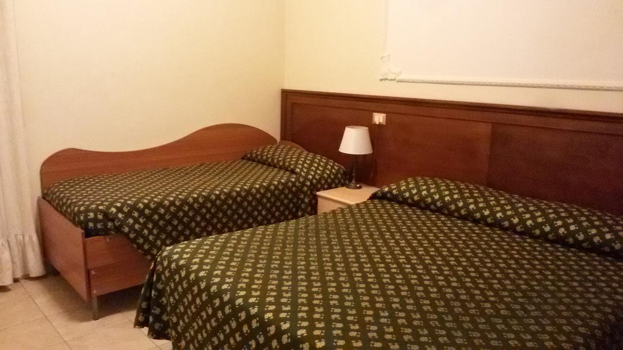 Standard Triple Room,646773513:JPEG