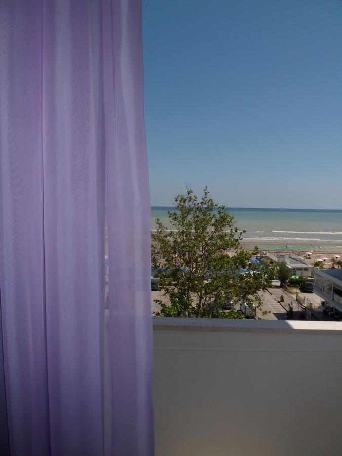 Camera Deluxe Matrimoniale con Vista Mare
