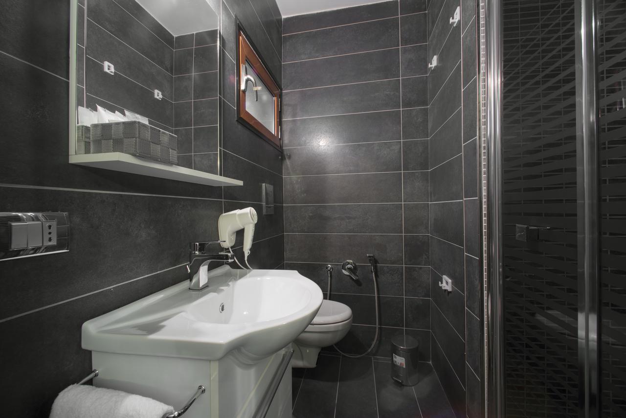 Standard Double Room,646859205:JPEG