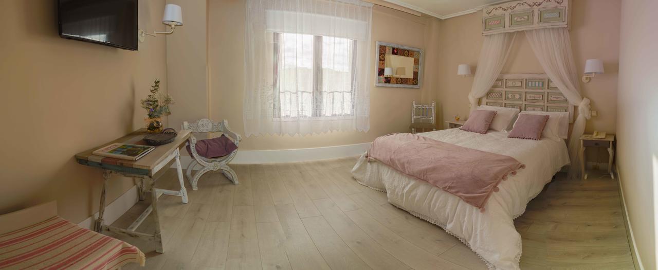 Double or Twin Room,646892457:JPEG