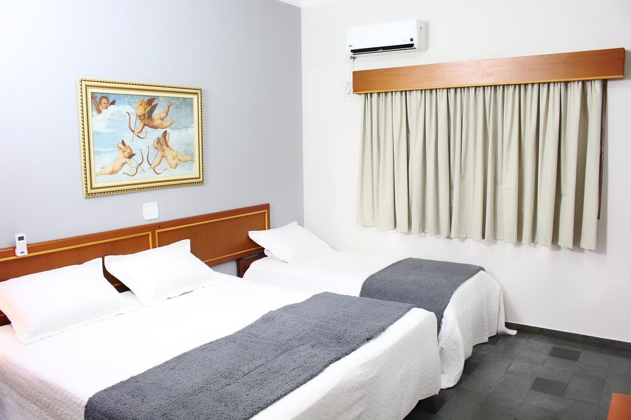 Double or Twin Room,646926435:JPEG