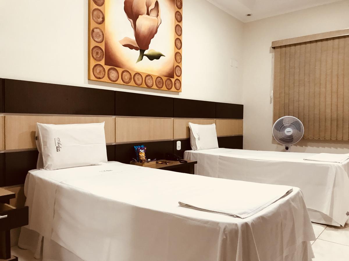 Quarto Standard com 2 Camas de Solteiro