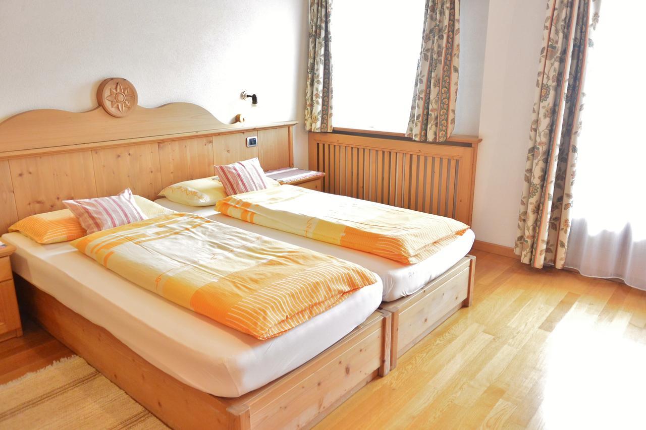 Double or Twin Room,649523673:JPEG