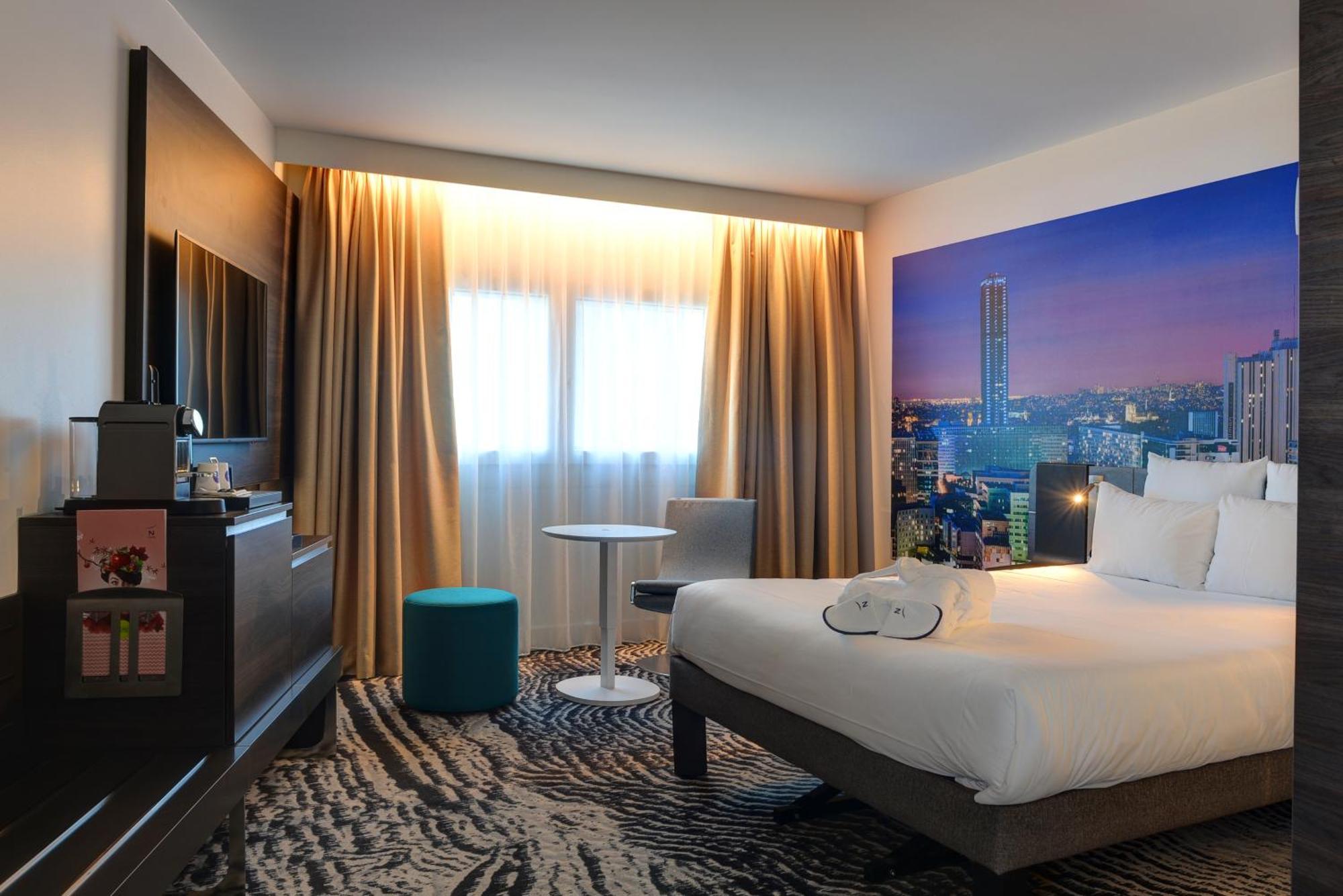 Habitación Executive con cama grande y sofá de 2 plazas - Vistas a París
