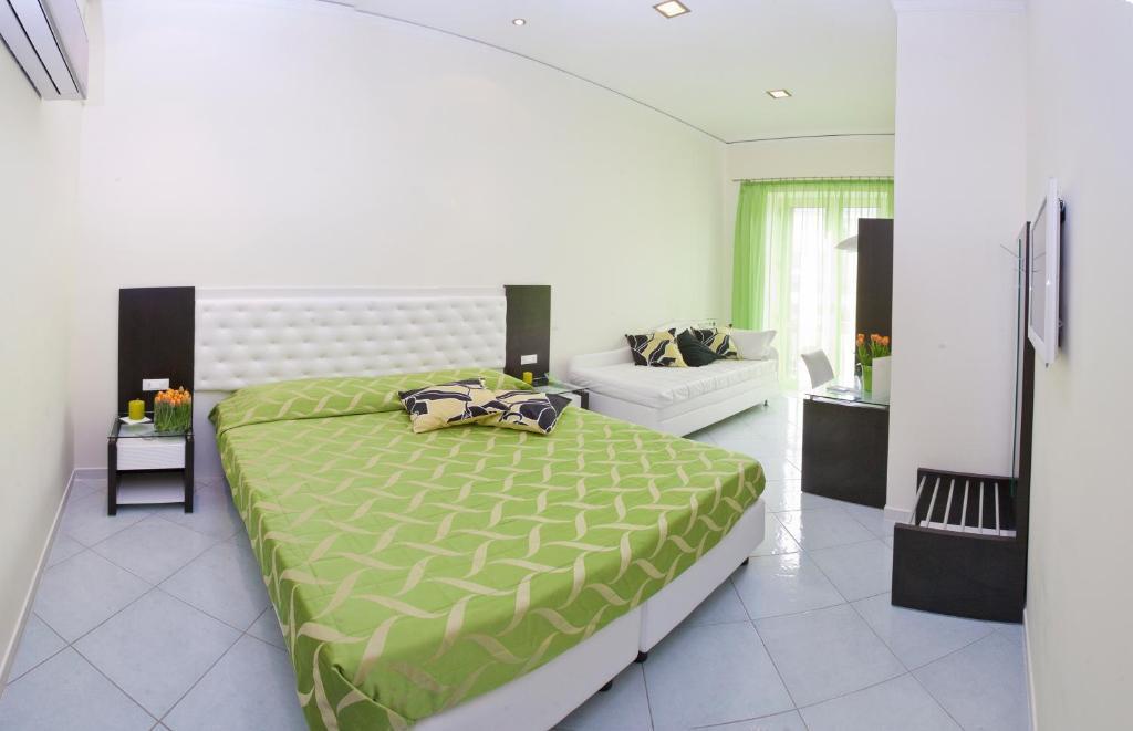 Superior Double Room Separate Building,25845150:JPEG