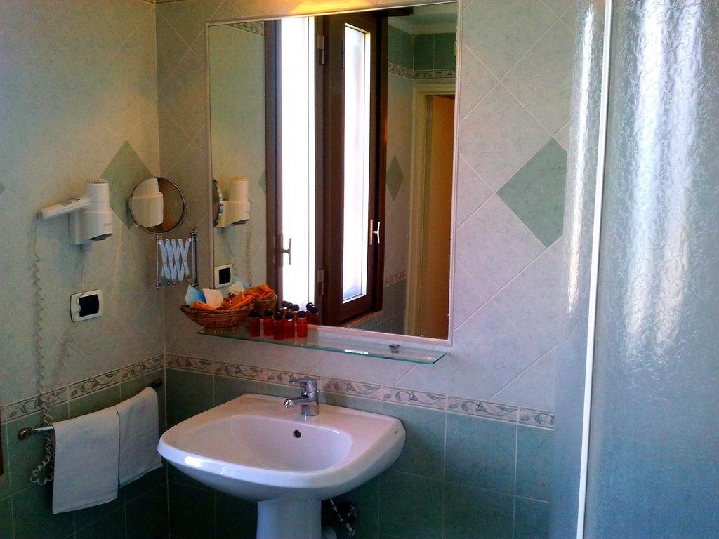 Double Room Sea View,67112485:JPEG