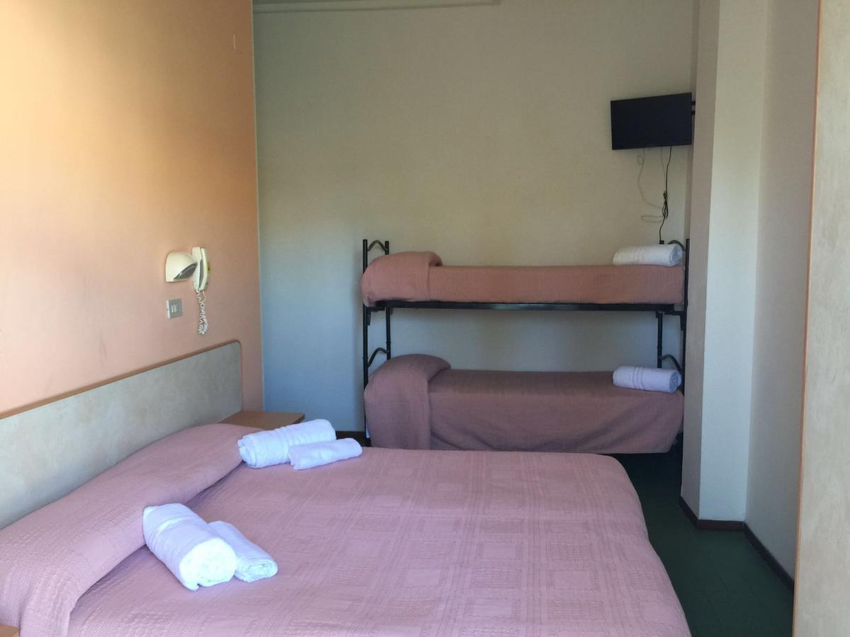 Quadruple Room Balcony,662230299:JPEG