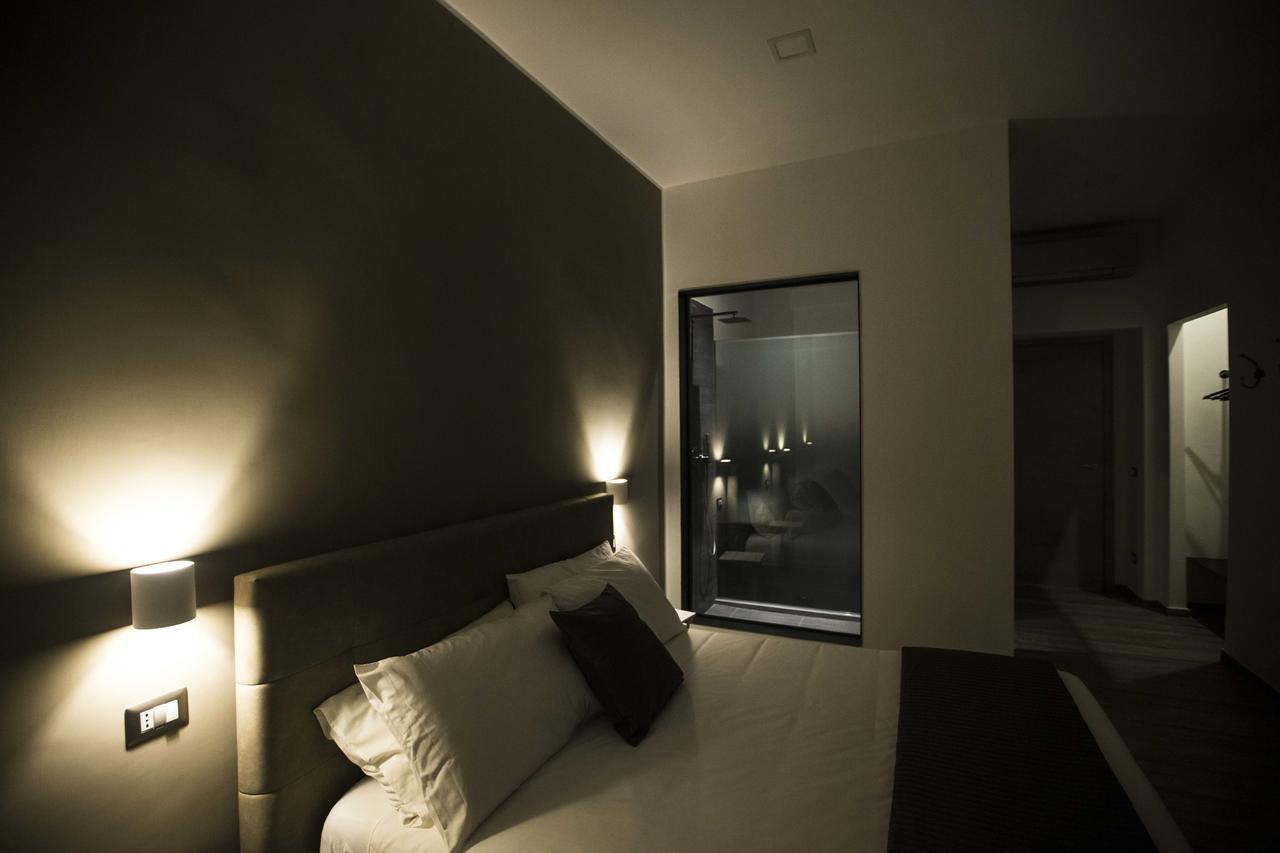 Deluxe Queen Room,662479842:JPEG