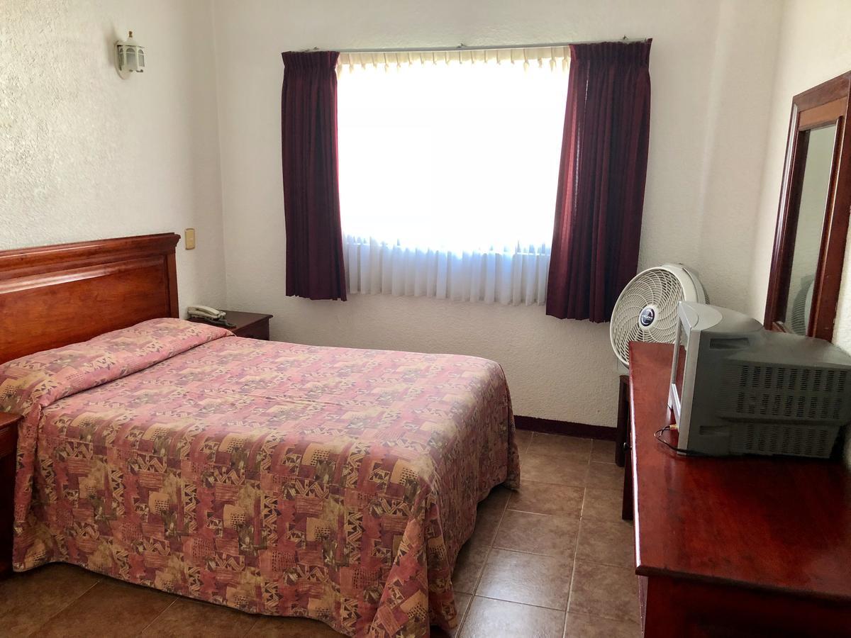 Queen Room,662576751:JPEG