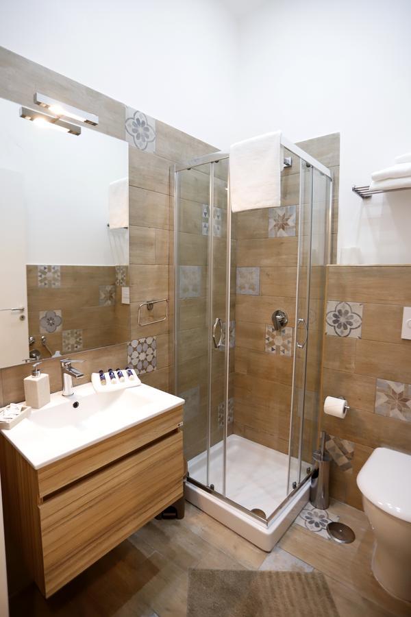 Triple Room,662802015:JPEG