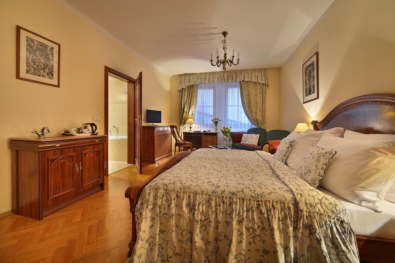Standard Double or Twin Room