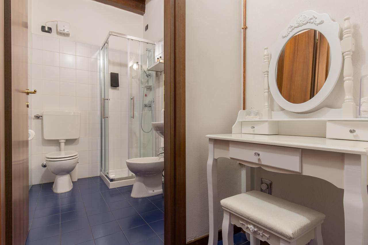 Double Room,663666246:JPEG