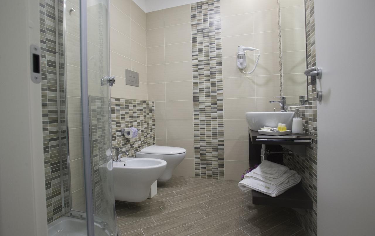 Deluxe Double or Twin Room,199159918:JPEG