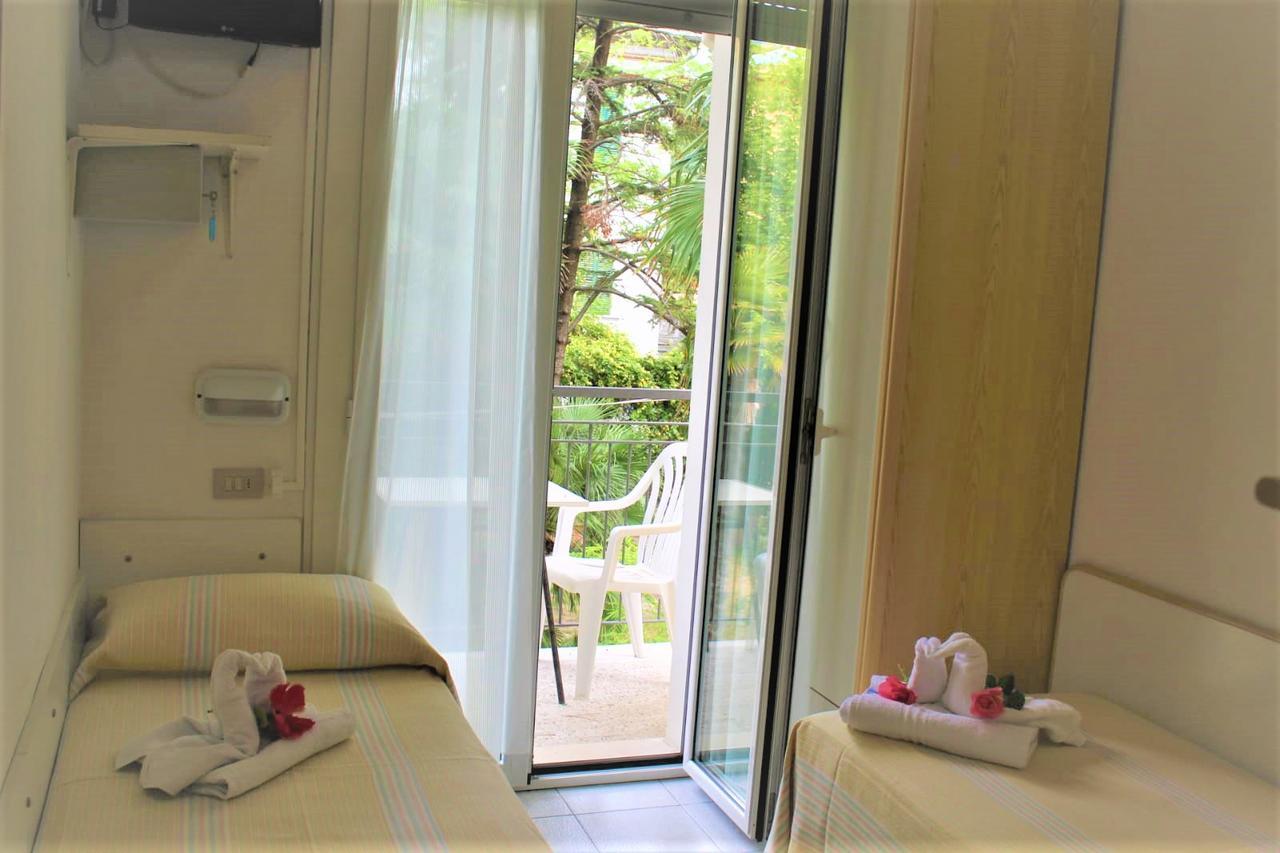 Standard Twin Room,1652783979:JPEG