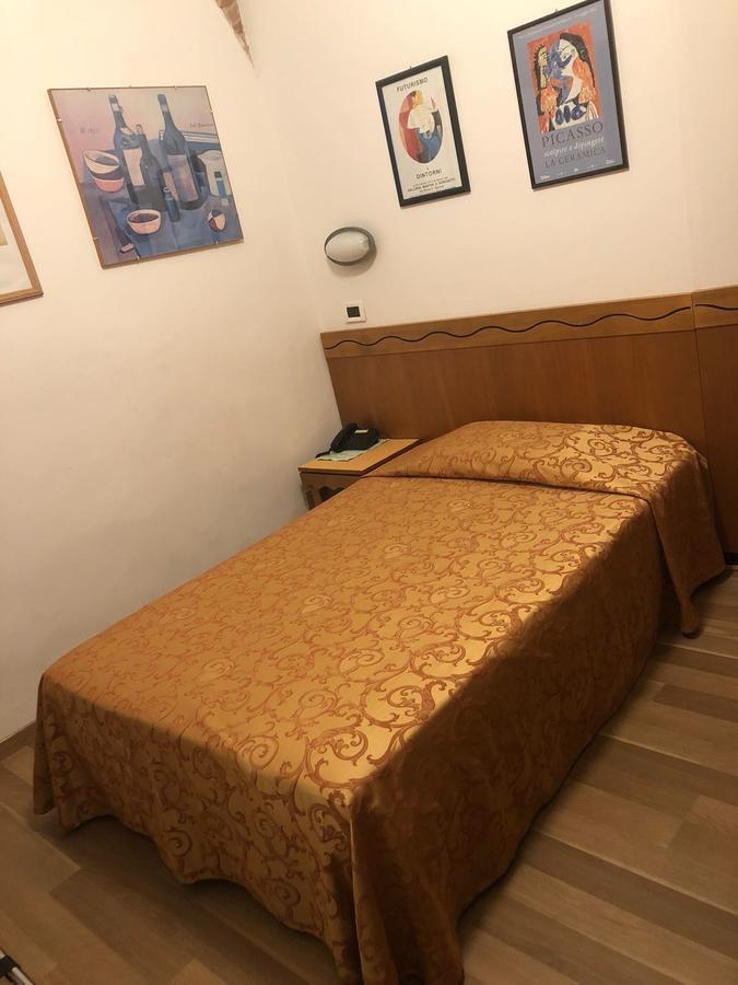 Single Room,1772887038:JPEG