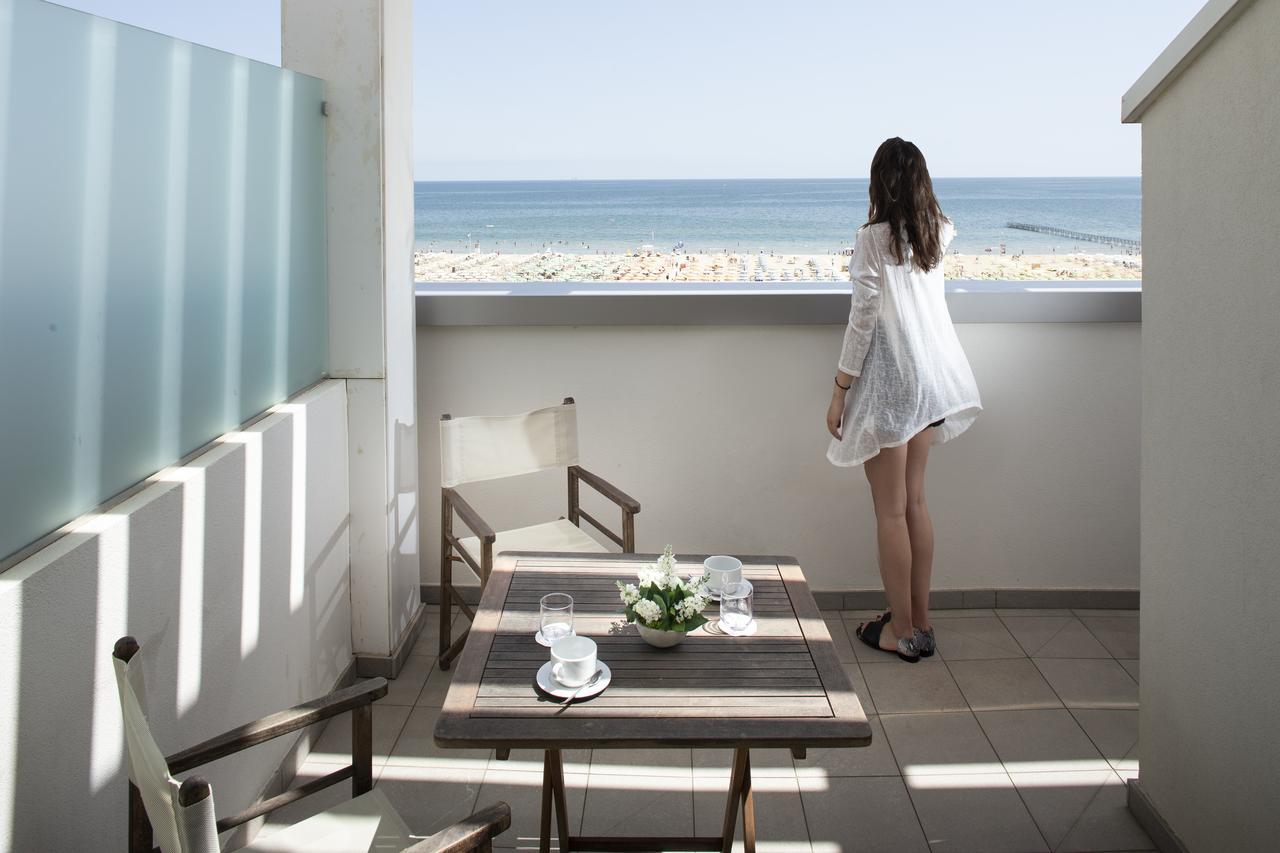 Junior Suite jacuzzi,665662962:JPEG