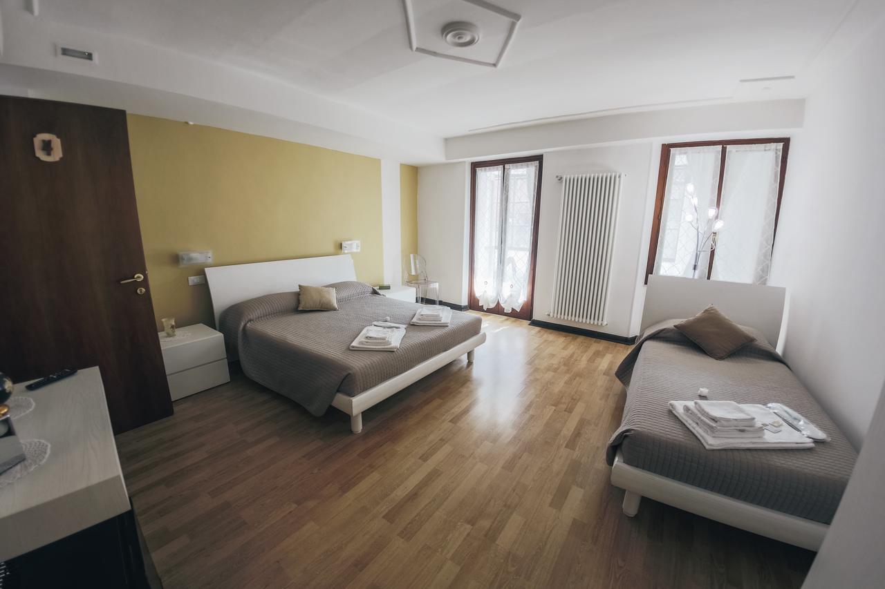 Superior Triple Room,665719236:JPEG