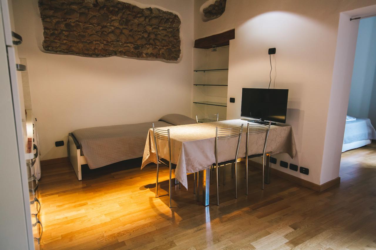 One-Bedroom Apartment,665719383:JPEG