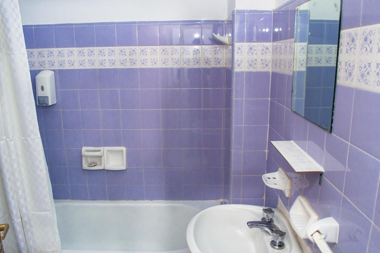 Twin Room,1436227105:JPEG