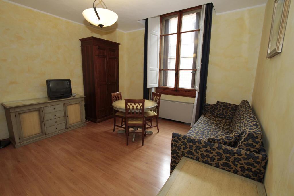 One-Bedroom Apartment,60919300:JPEG
