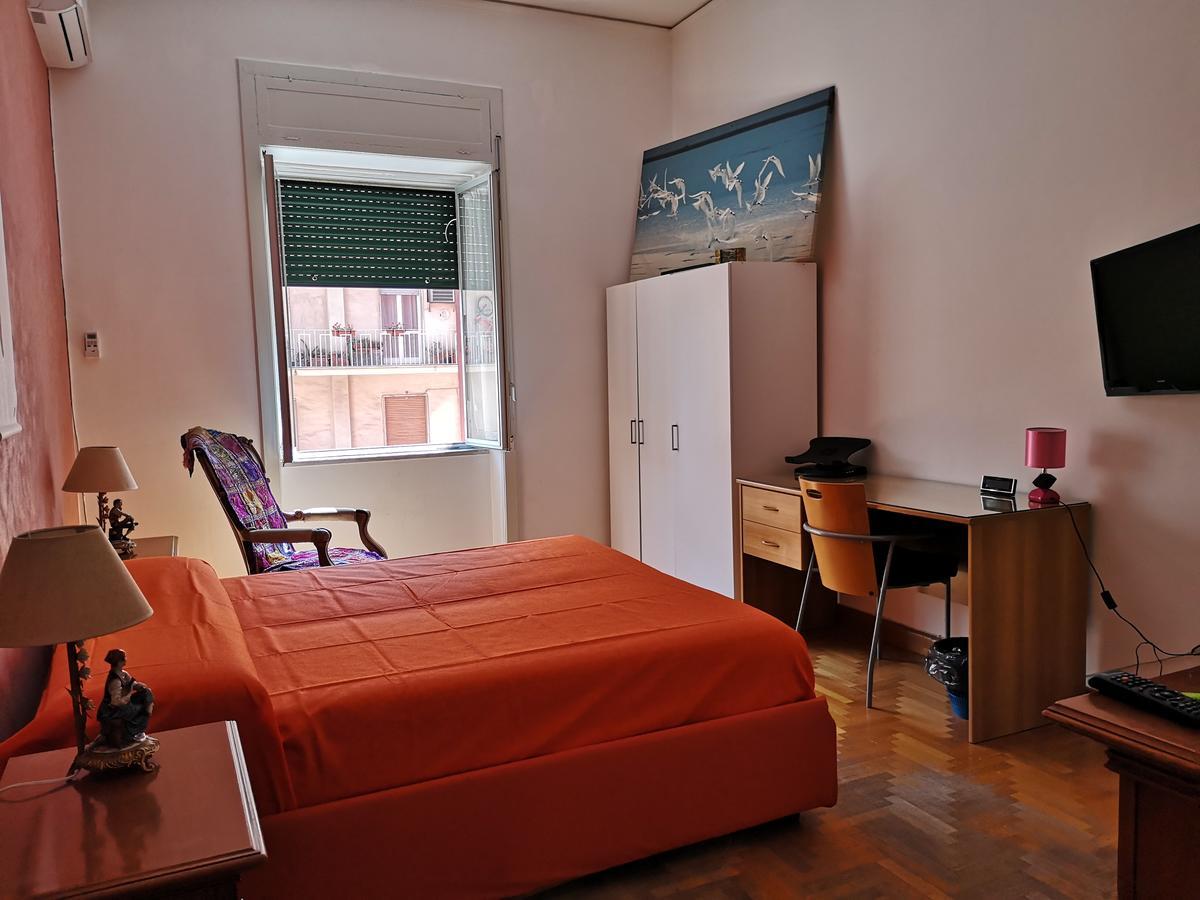 Double Room,666134223:JPEG