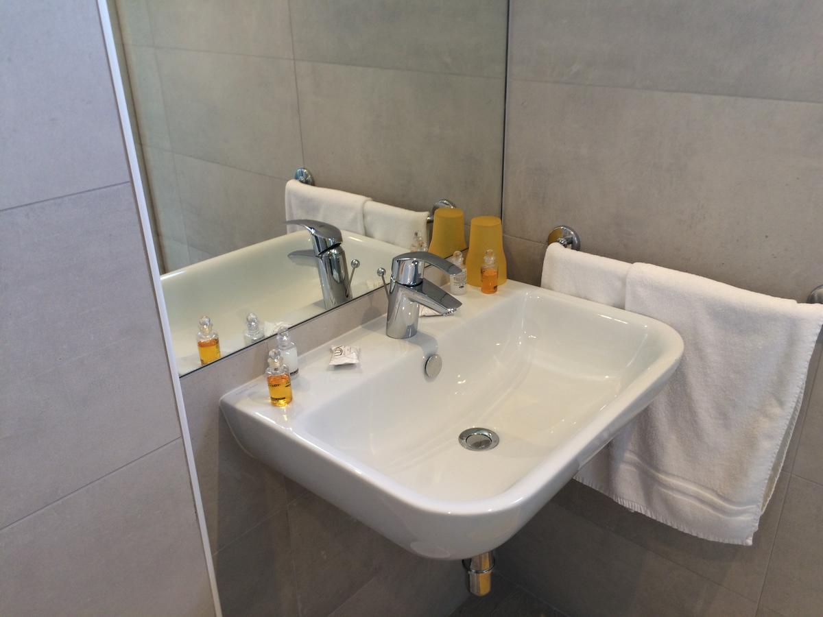 Double or Twin Room,666171342:JPEG