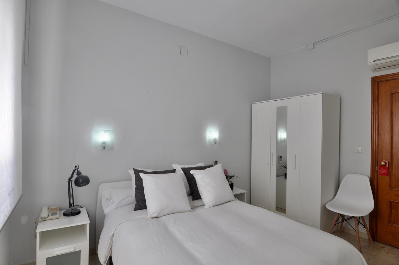 Double or Twin Room,1207779112:JPEG