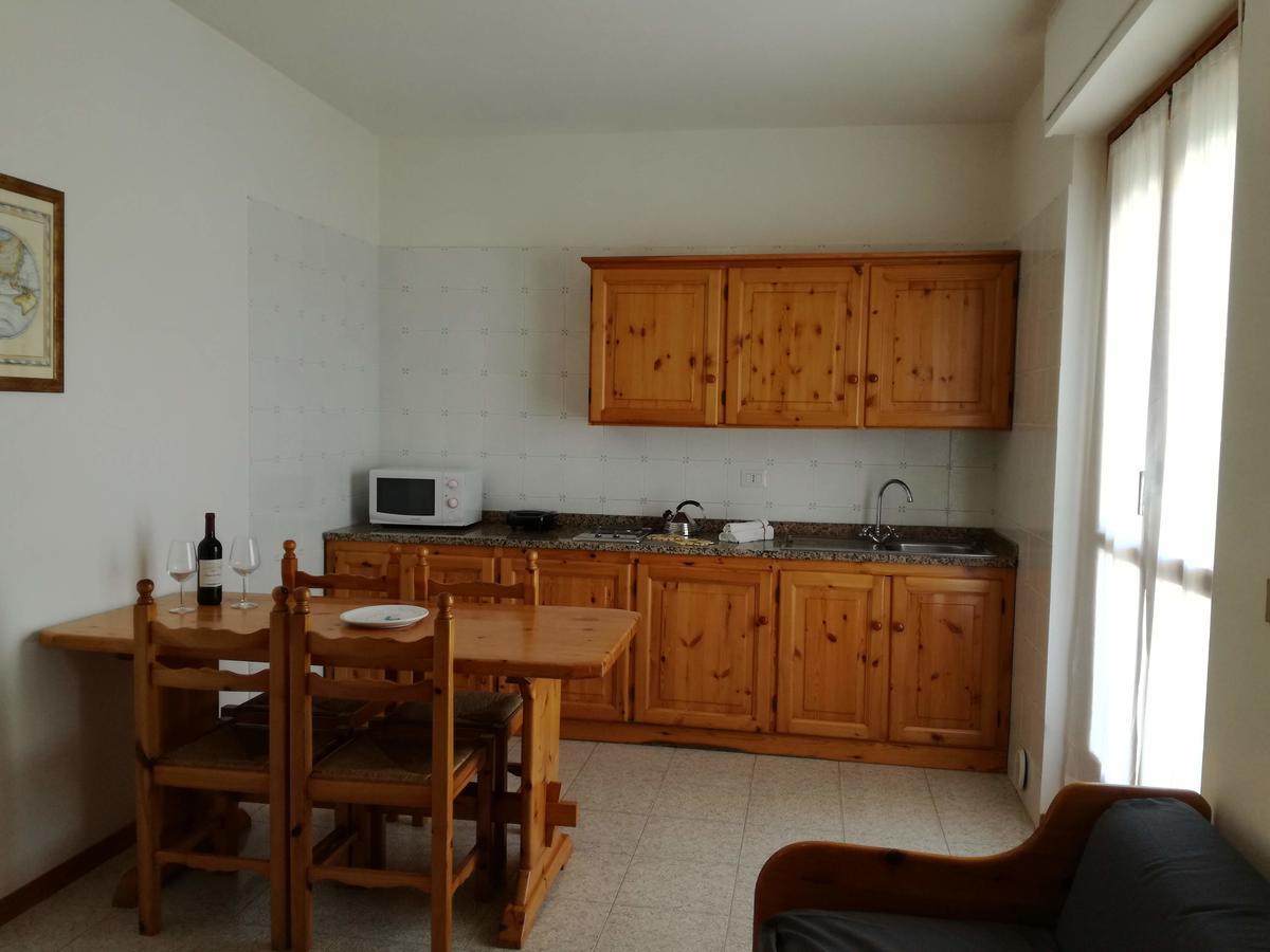 One-Bedroom Apartment Penthouse,697594695:JPEG