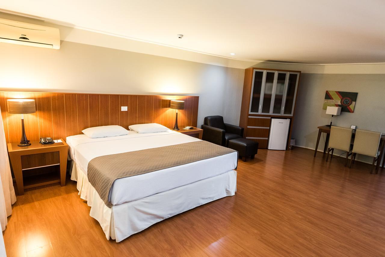 Deluxe King Room,666578976:JPEG