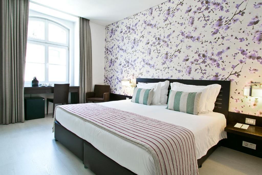Quarto Duplo ou Twin Standard com Vista para a Rua