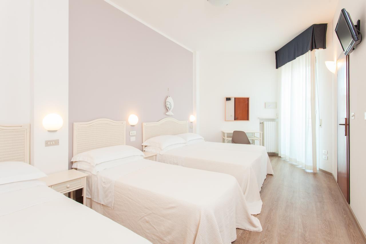 Quadruple Room Sea View,1539217744:JPEG