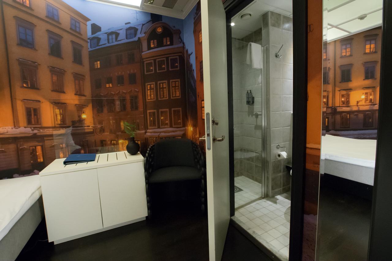Compact Cabin (ohne Fenster) – 140 cm Bett