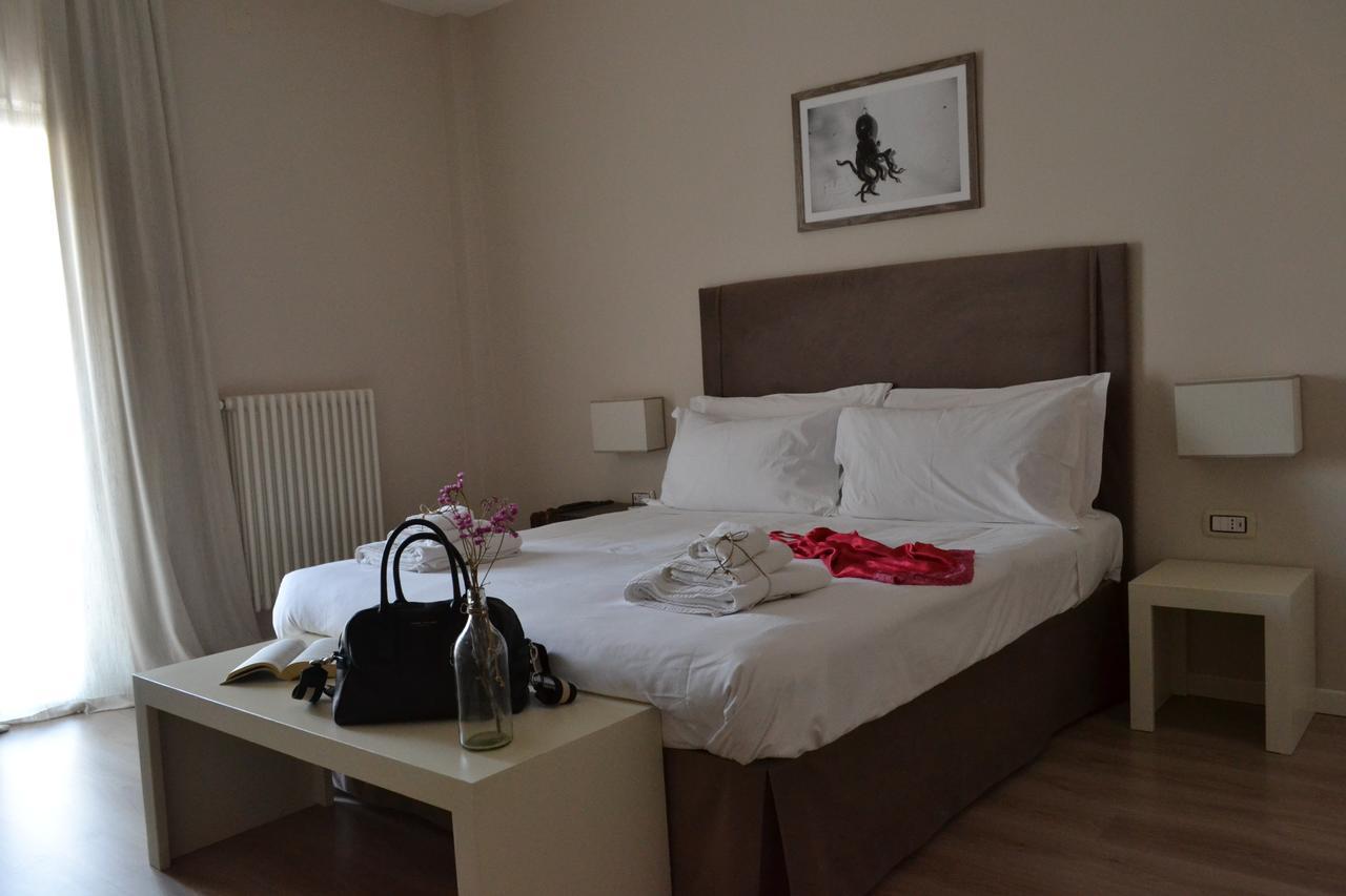 Superior Double Room,669396540:JPEG