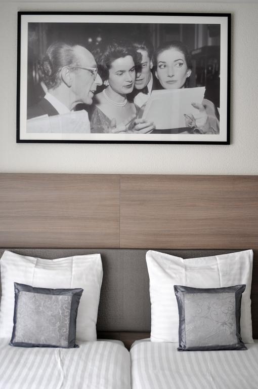 Double or Twin Room,66112330:JPEG