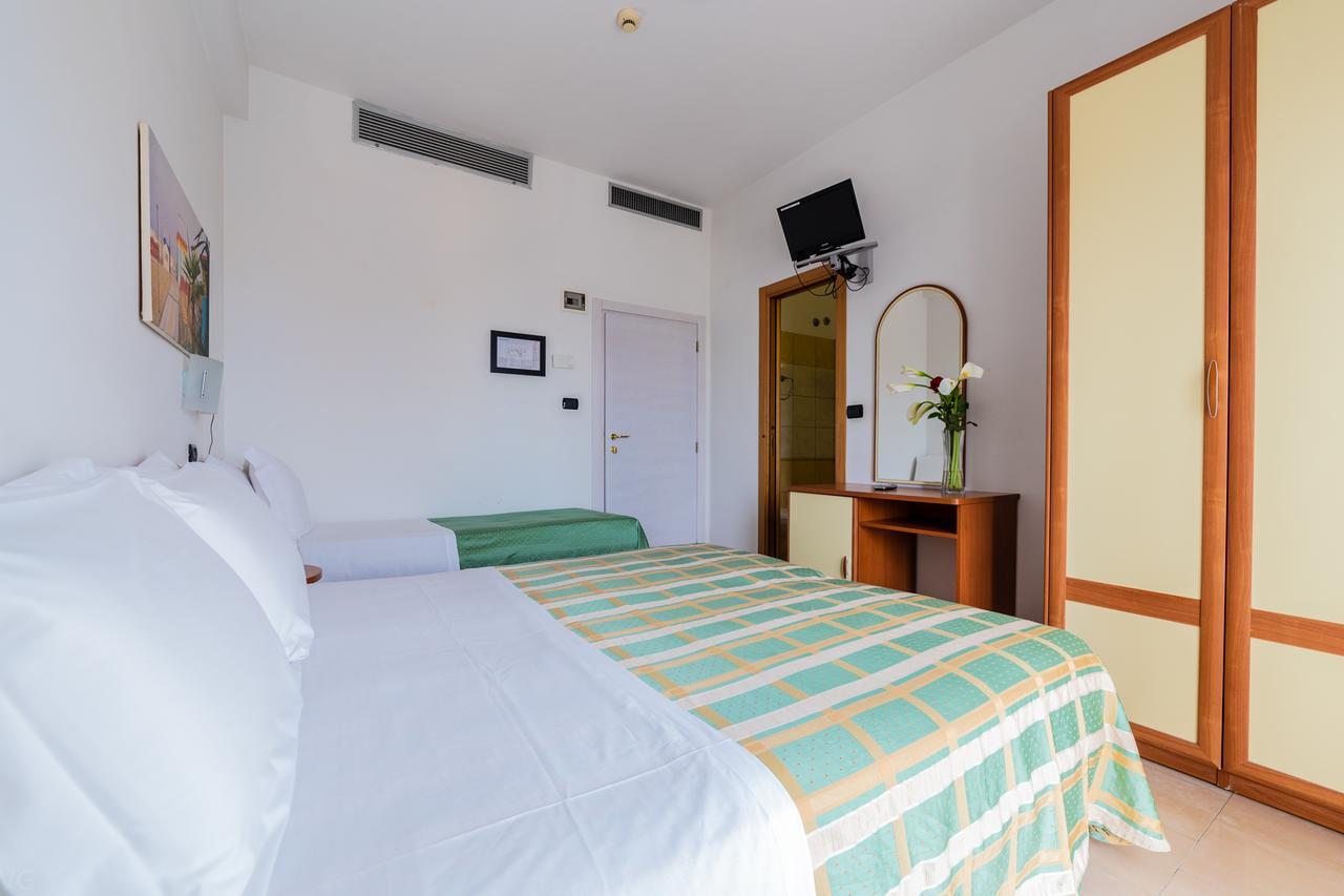 Triple Room Balcony