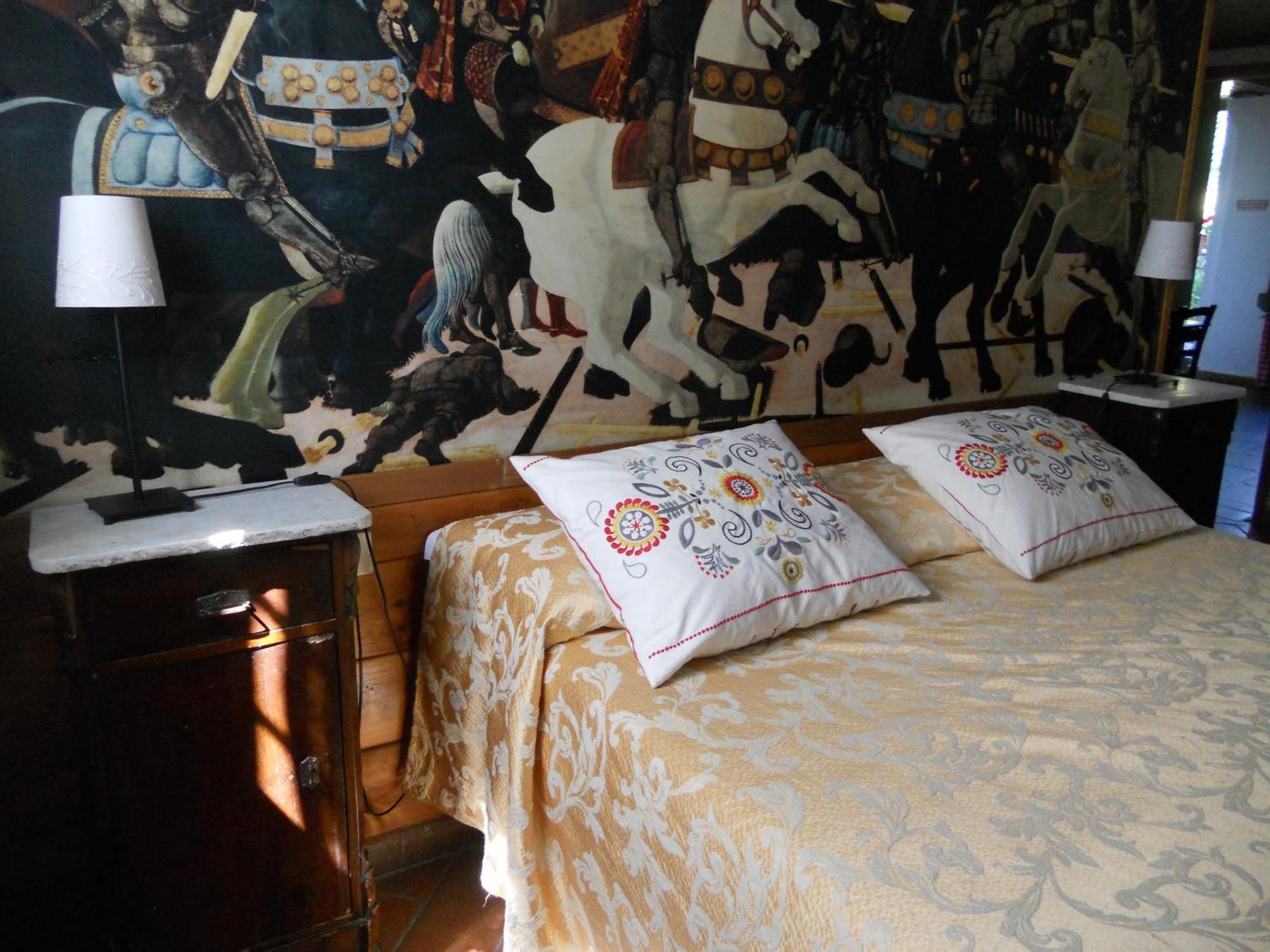 One-Bedroom Apartment,677943645:JPEG