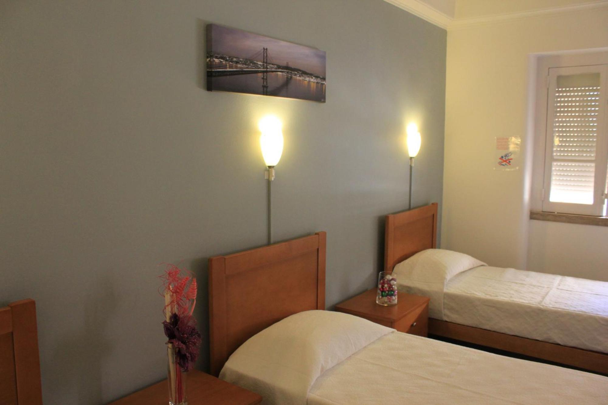 Triple Room,250358857:JPEG