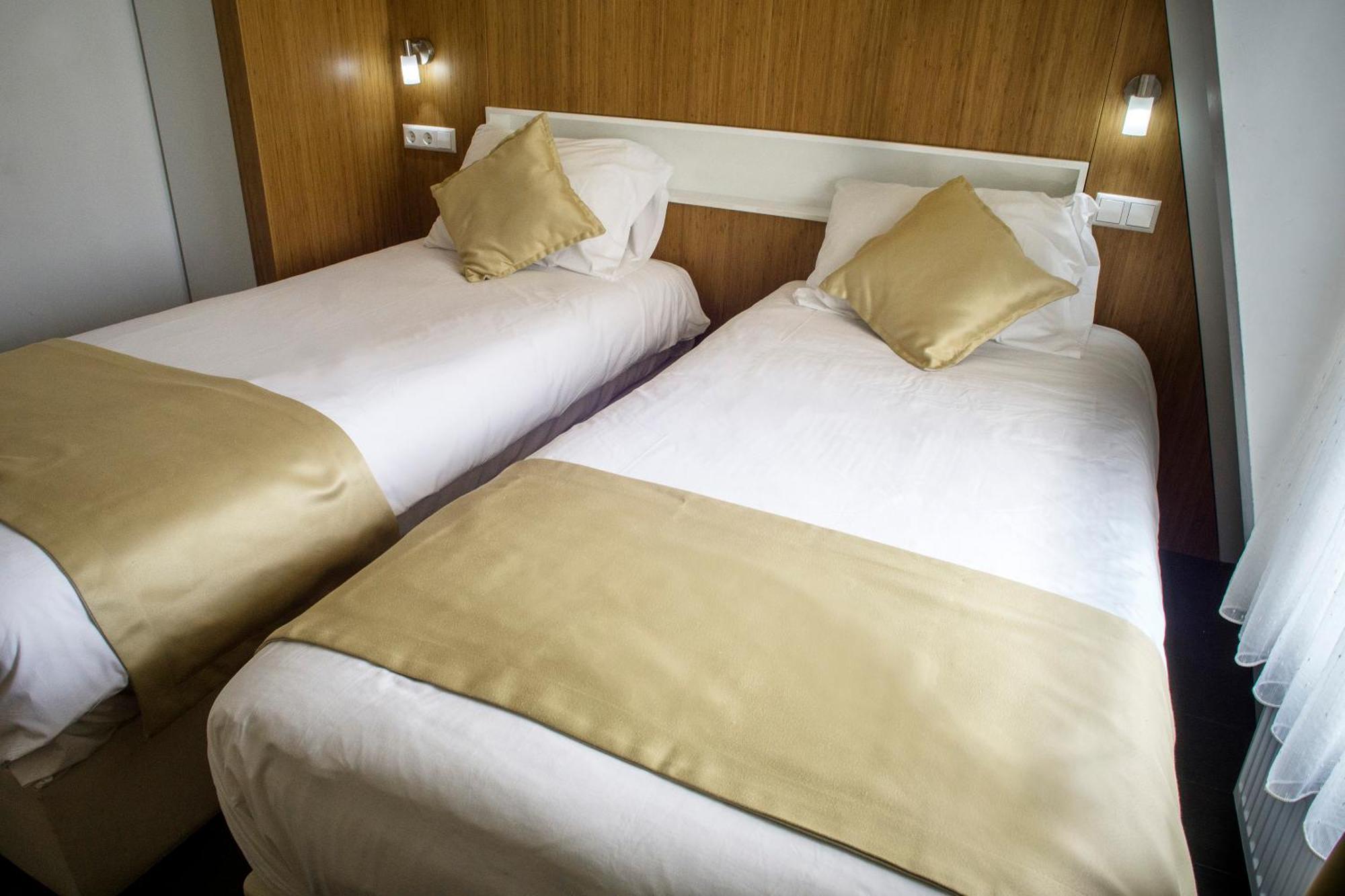 Standard Twin Room,679689855:JPEG