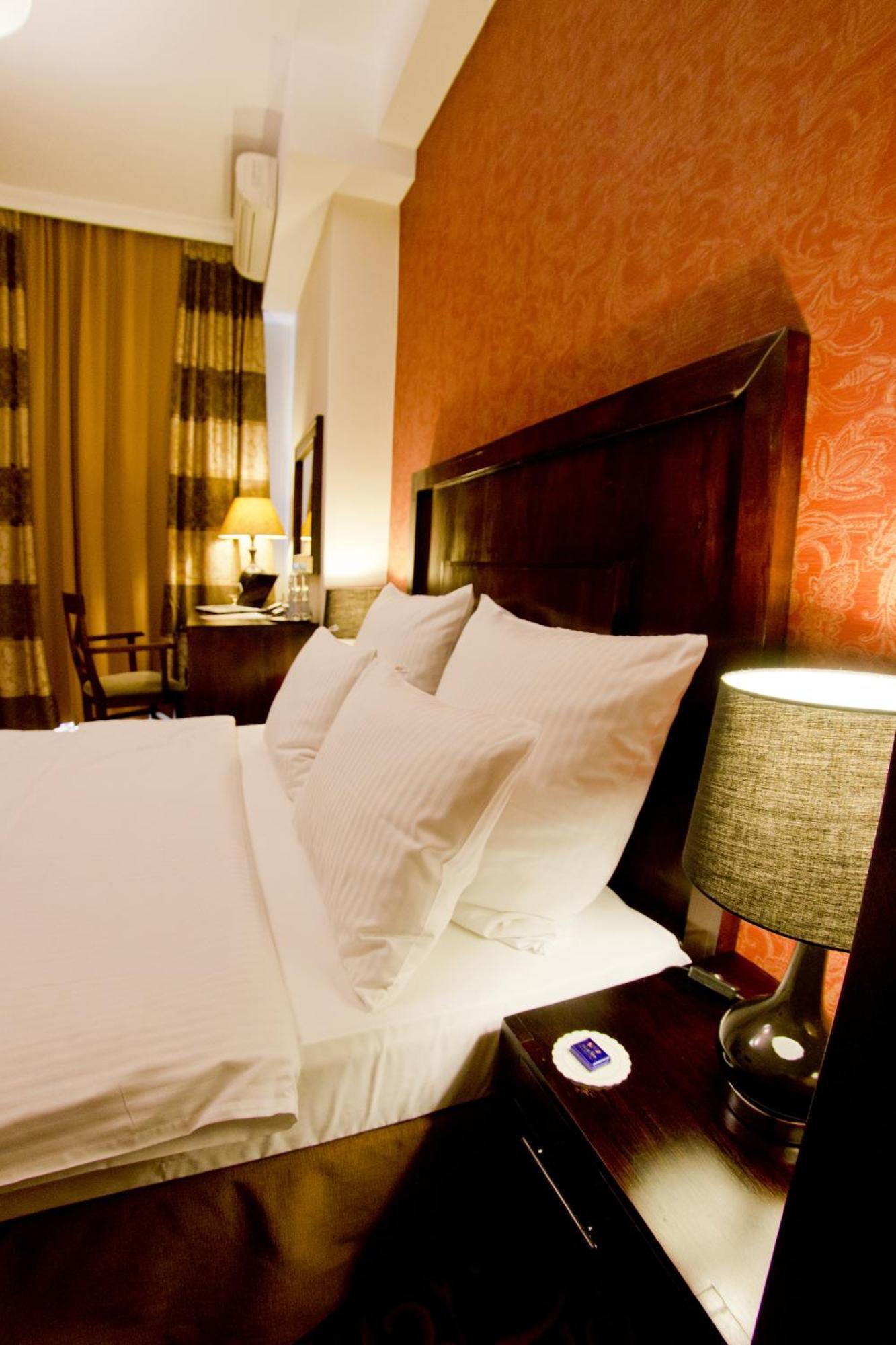 Double or Twin Room,1212256303:JPEG